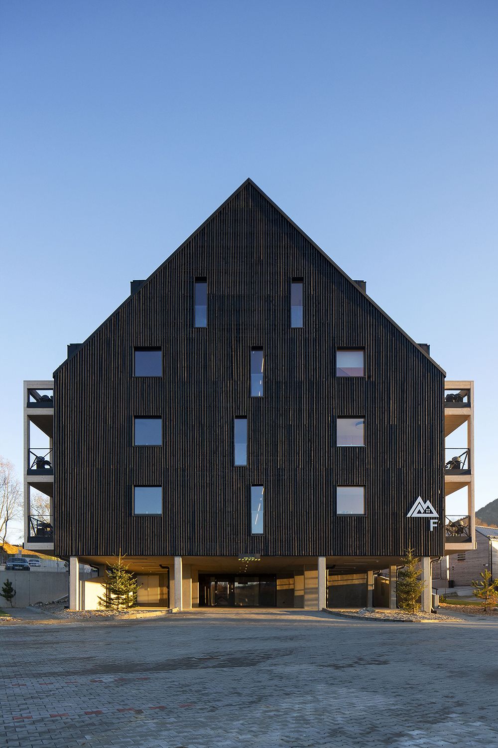 Architekti.sk | Apartmánové drevostavby I., služby architekta, urbanizmus, projekty domov 2025