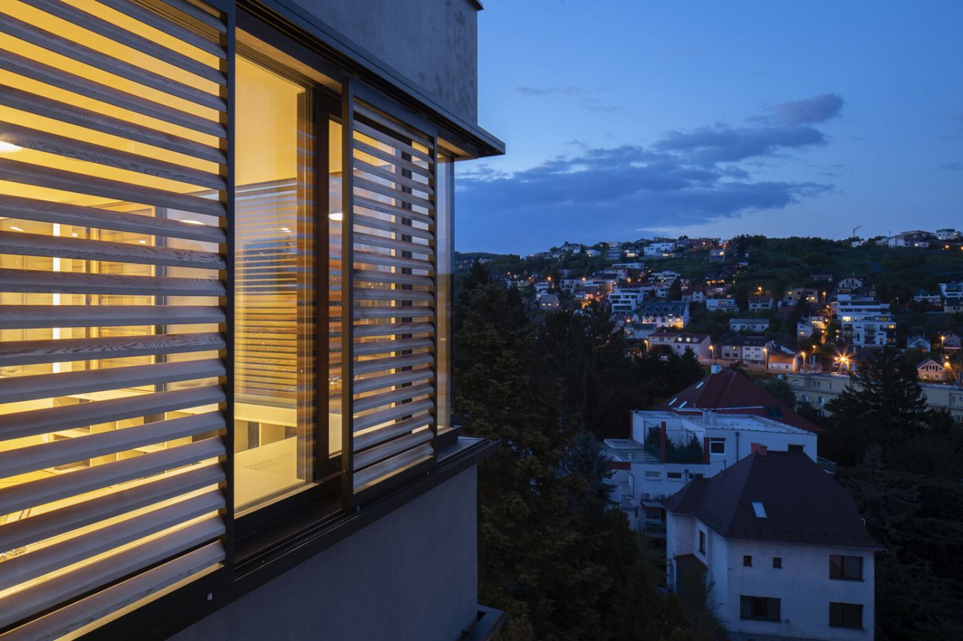 Architekti.sk | Rekonštrukcia a dostavba mestskej vily, interiérovy dizajn, domy od architektov, navrhy