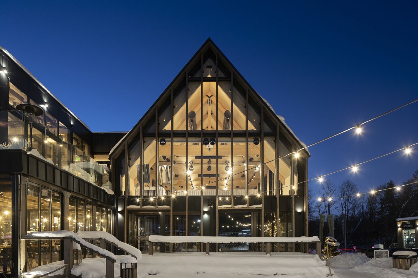 Architekti.sk | Dostavba recepcie a reštaurácie, navrhy, dizajn, interiérovy dizajn