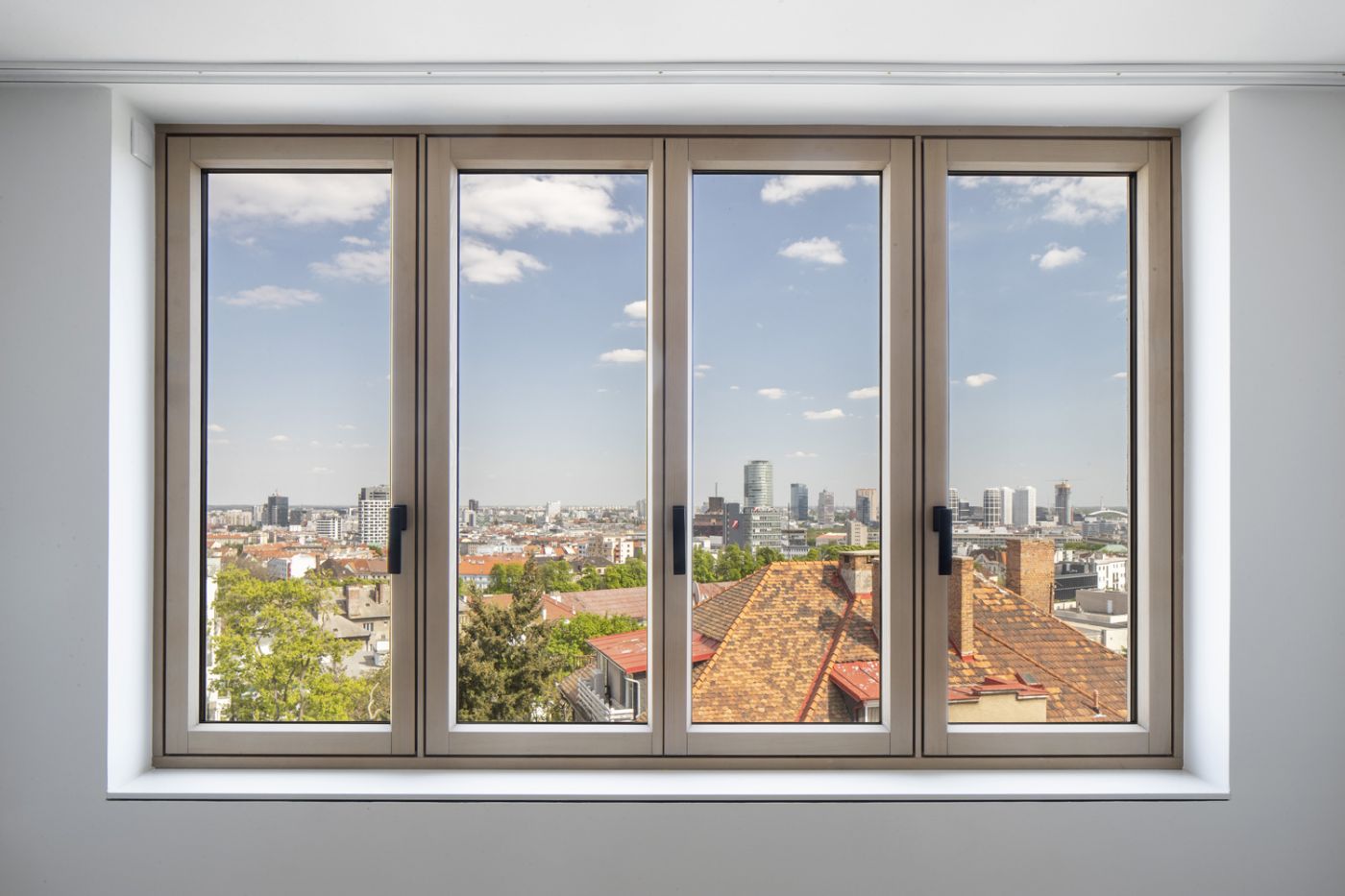 Architekti.sk | Rekonštrukcia a dostavba mestskej vily, projekty domov s garážou, dizajn, stavby