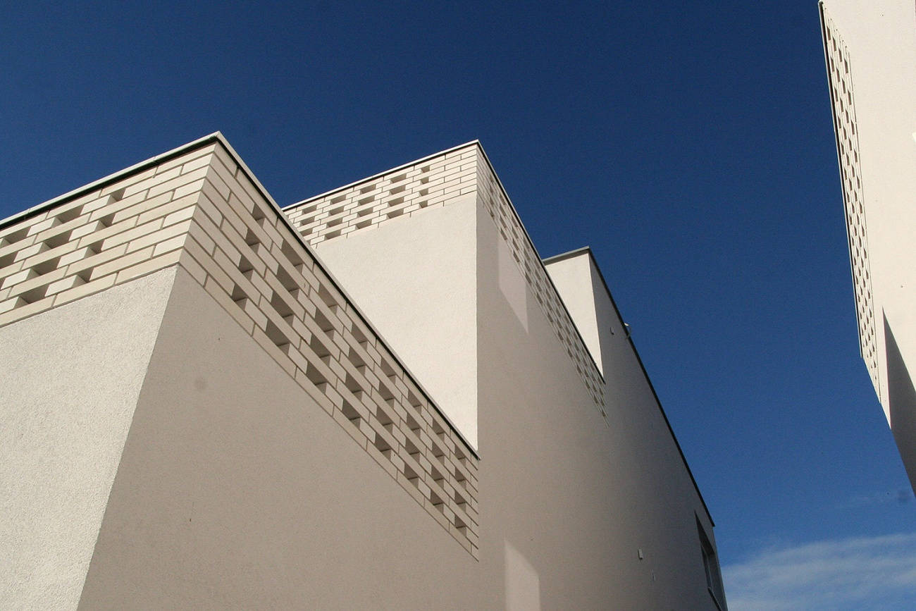 Architekti.sk | Bytové domy pri potoku, dizajn, architektúra domu, služby architekta