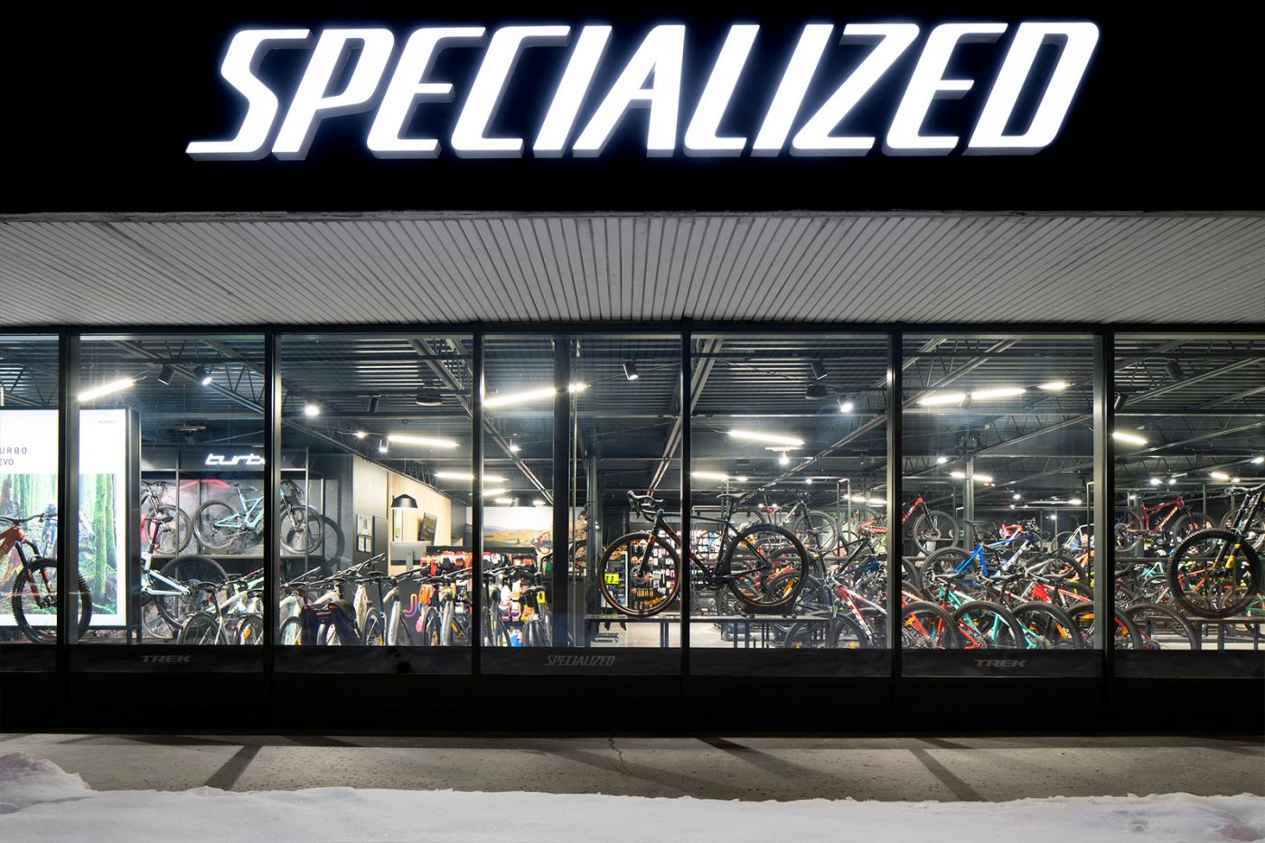 Architekti.sk | BajkShop Joyride, park, projekty domov 2025, služby architekta