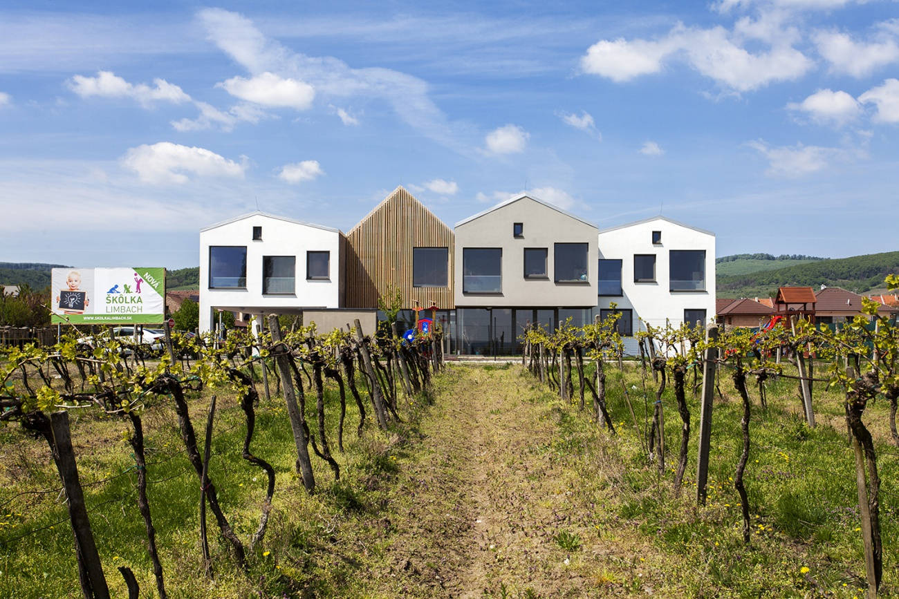 Architekti.sk | Škôlka nad vinicou, služby architekta, amfiteaterarchitekti Bratislava, park