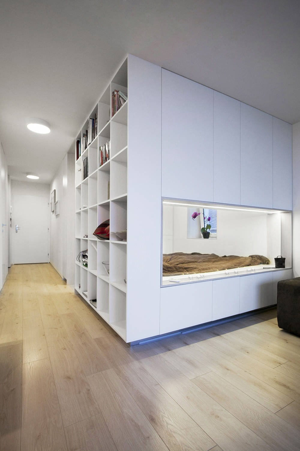 Architekti.sk | Byt s oknom vo vnútri, interiérovy dizajn, rodinné domy projekty, projekty domov s garážou